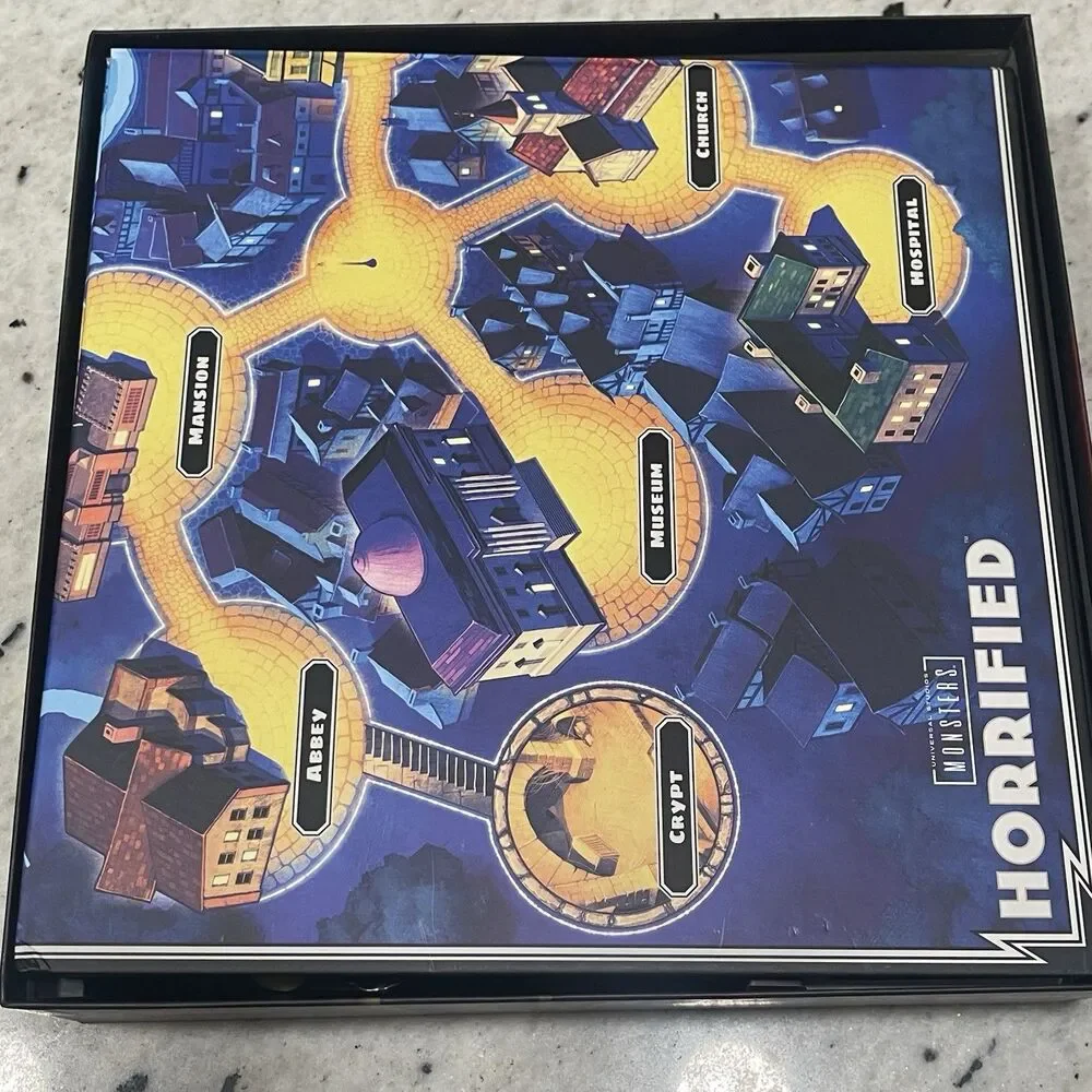 Ravensburger 60001836 Horrified Universal Monsters Board Game - Complete